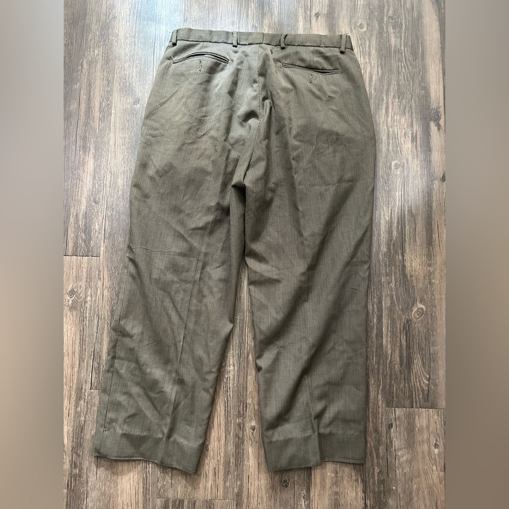 Nautica Men's‎ Classic Olive Dress Pants - Picture 4 of 5